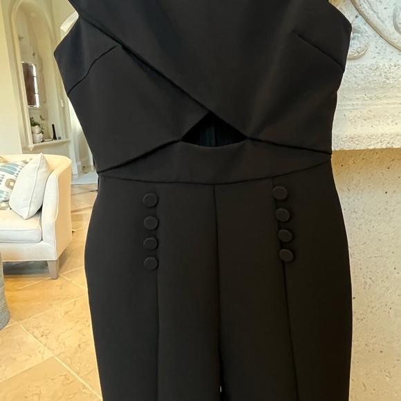 Sorrento Jumpsuit
ELLIATT - Picture 8 of 11